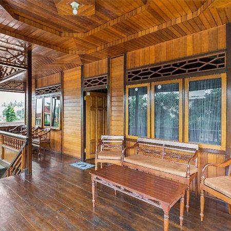 Villa Anjung Balak Кисаруа Екстериор снимка