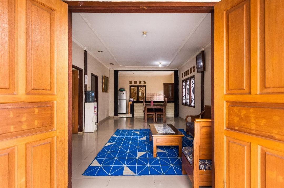 Villa Anjung Balak Кисаруа Екстериор снимка