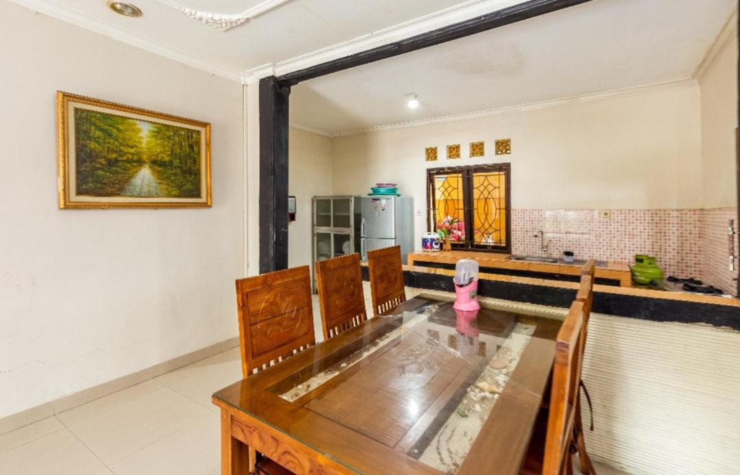 Villa Anjung Balak Кисаруа Екстериор снимка