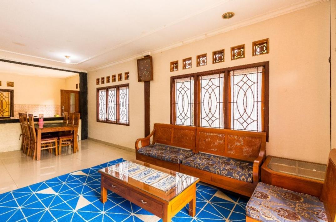 Villa Anjung Balak Кисаруа Екстериор снимка